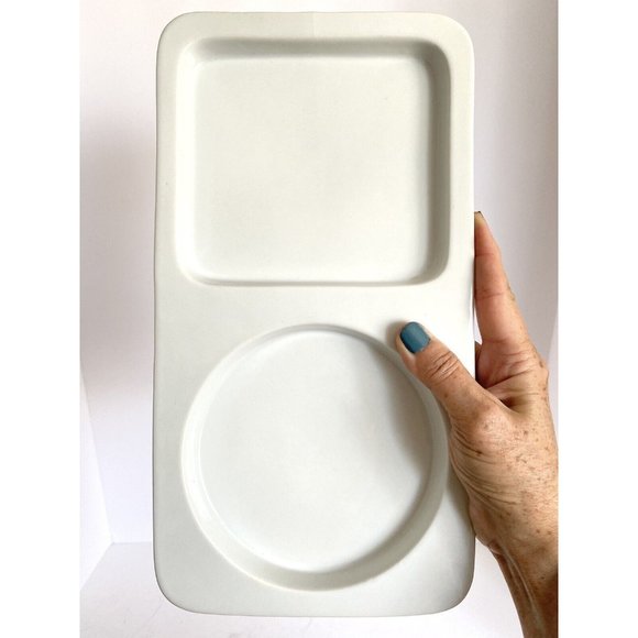 BIA Cordon Bleu Brie Round Cheese Crackers Appetizer Dessert White Serving Plate - Picture 3 of 7